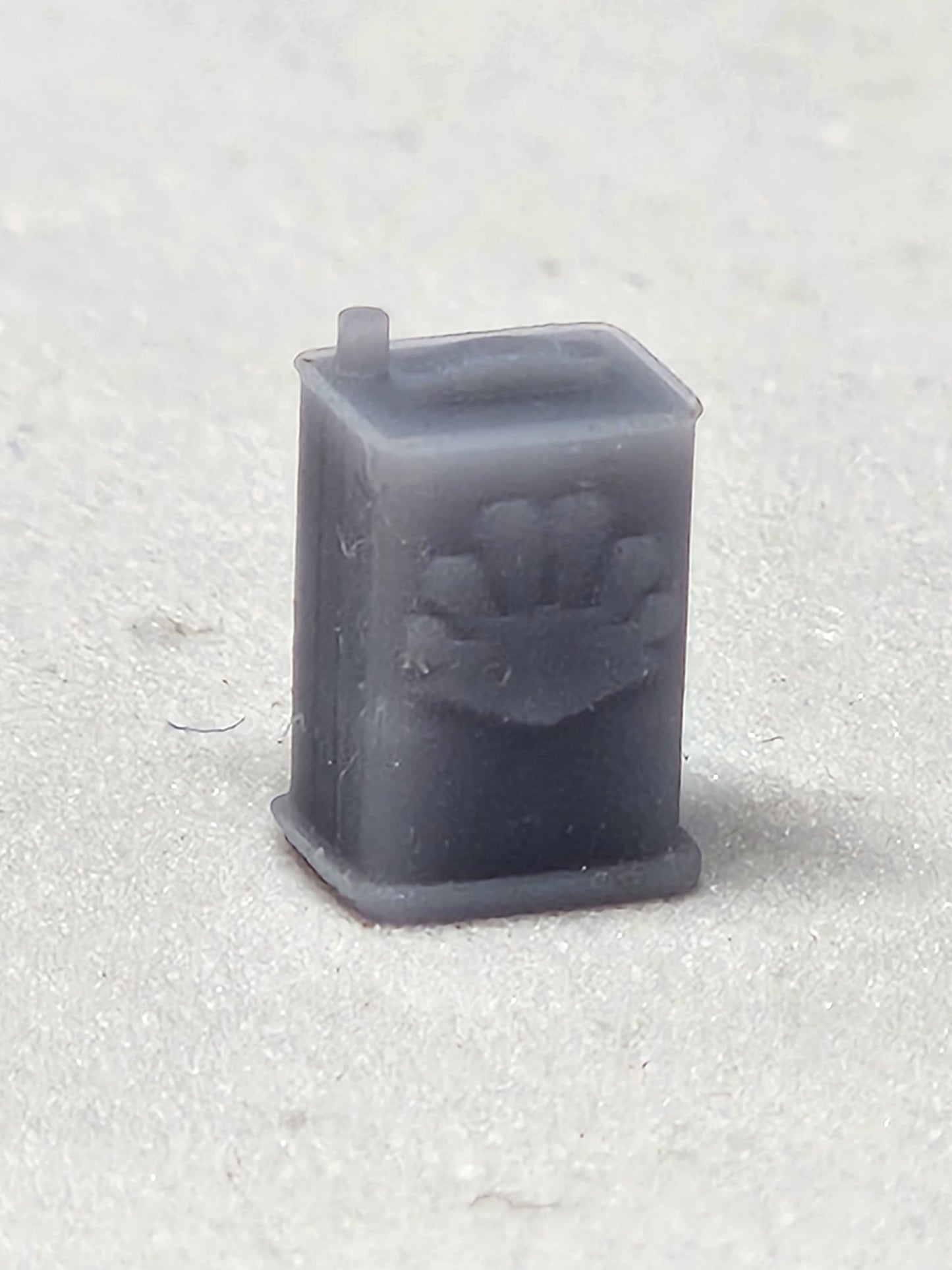 Oil can
