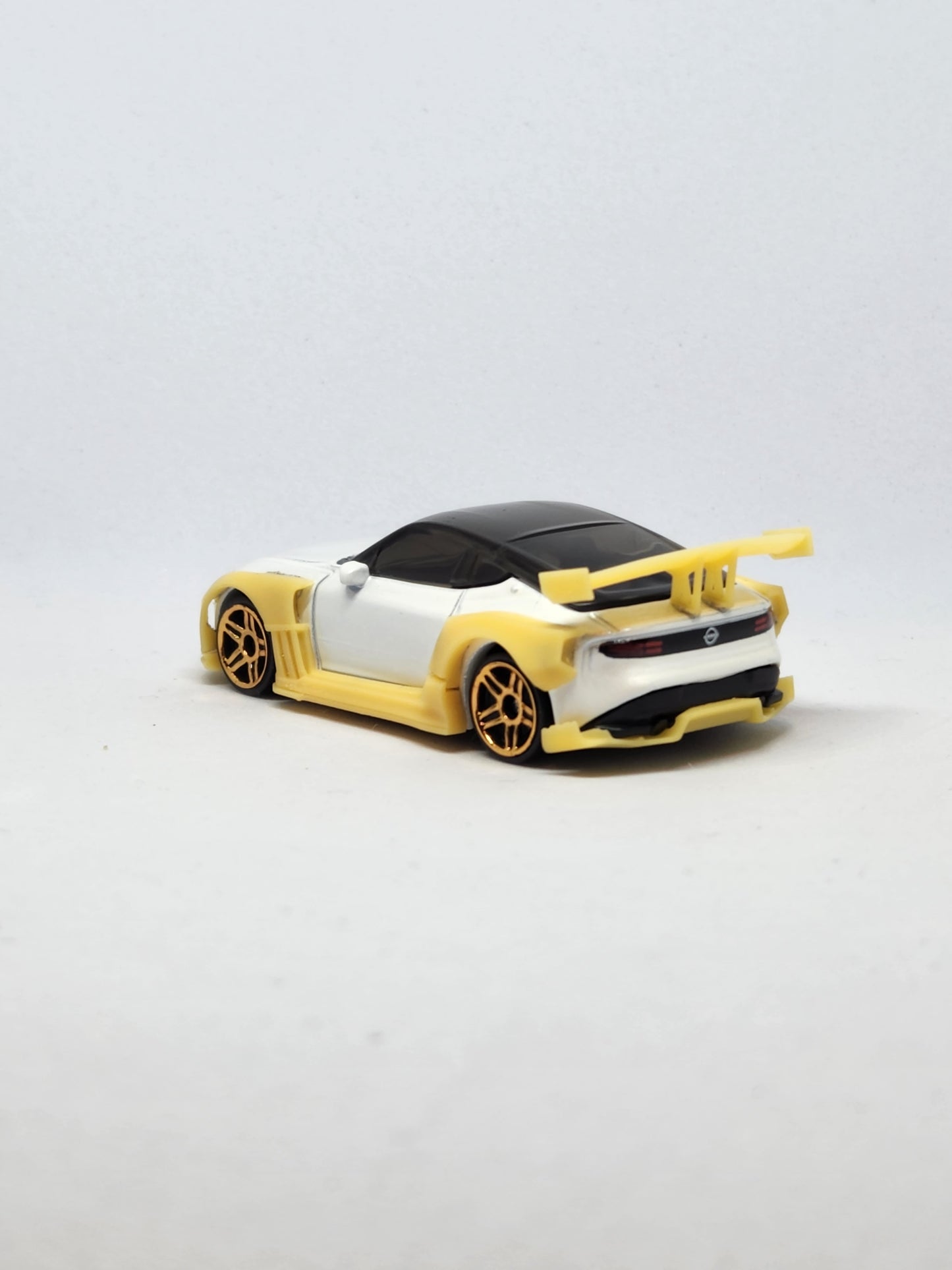 Nissan Z proto (400Z) Body Kit